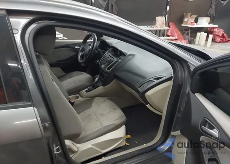 2012 Ford Focus Se z USA, uszkodzony, nr VIN 1FAHP3F20CL382323